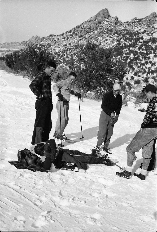 jack-w-friends-broken-leg-skiing-mineral-mts-1940s.jpg